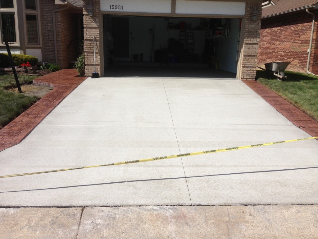 concrete driveway troy mi